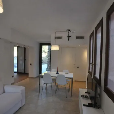 Eucalipti 1 Vakantiehuis Capitana