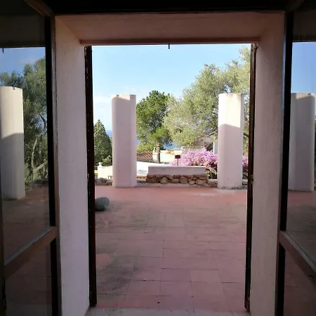 Vakantiehuis Eucalipti 1 *